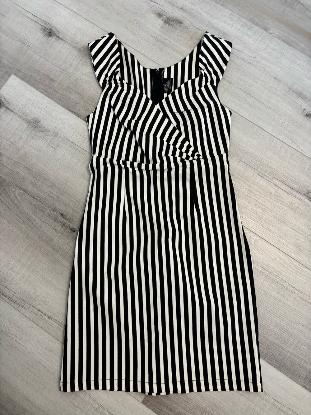 Rock Steady Black White Striped Sheath Wiggle Pinup Dress Size L - Picture 5 of 10